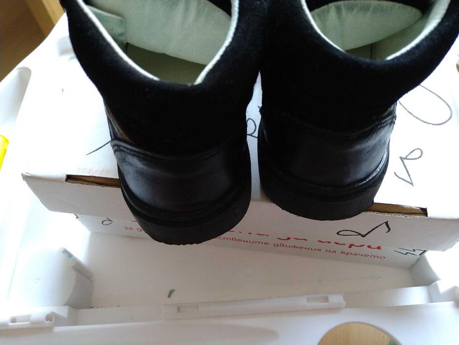 Боти естествена кожа 28