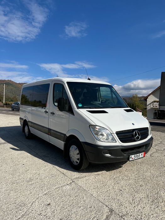 Mercedes Sprinter 131 CP 2013 9 locuri Extra Lung Climă față/spate