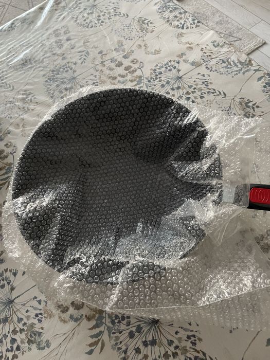 Продам новую сковородку