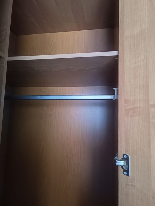 Шкаф угловой для одежды