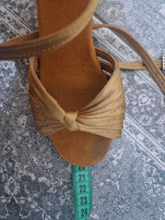 Детски обувки за спортни танци номер 32, момиче