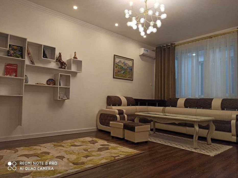 3 xonali, 105 m², G'ishtli uy, 5-etajli uyning 4-etaji, Lift bor