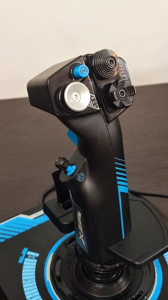 Joystick saitek x56