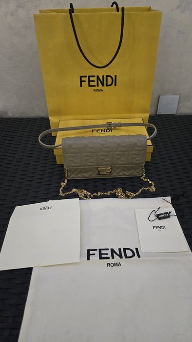 Fendi baguette оригинална чанта