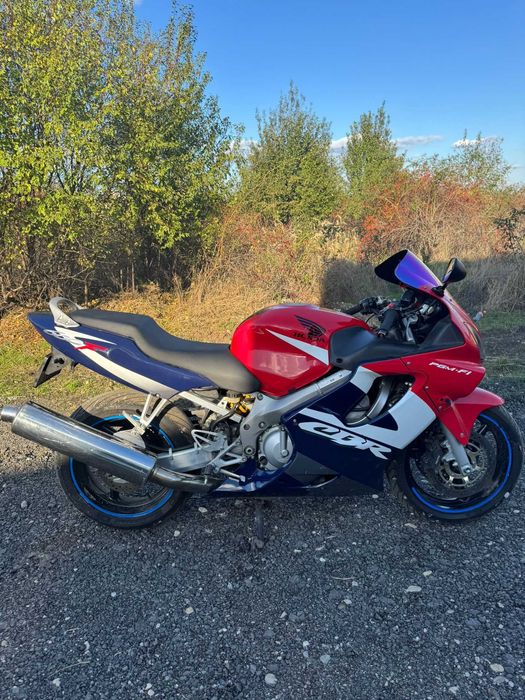 Vand honda cbr 600 F4i