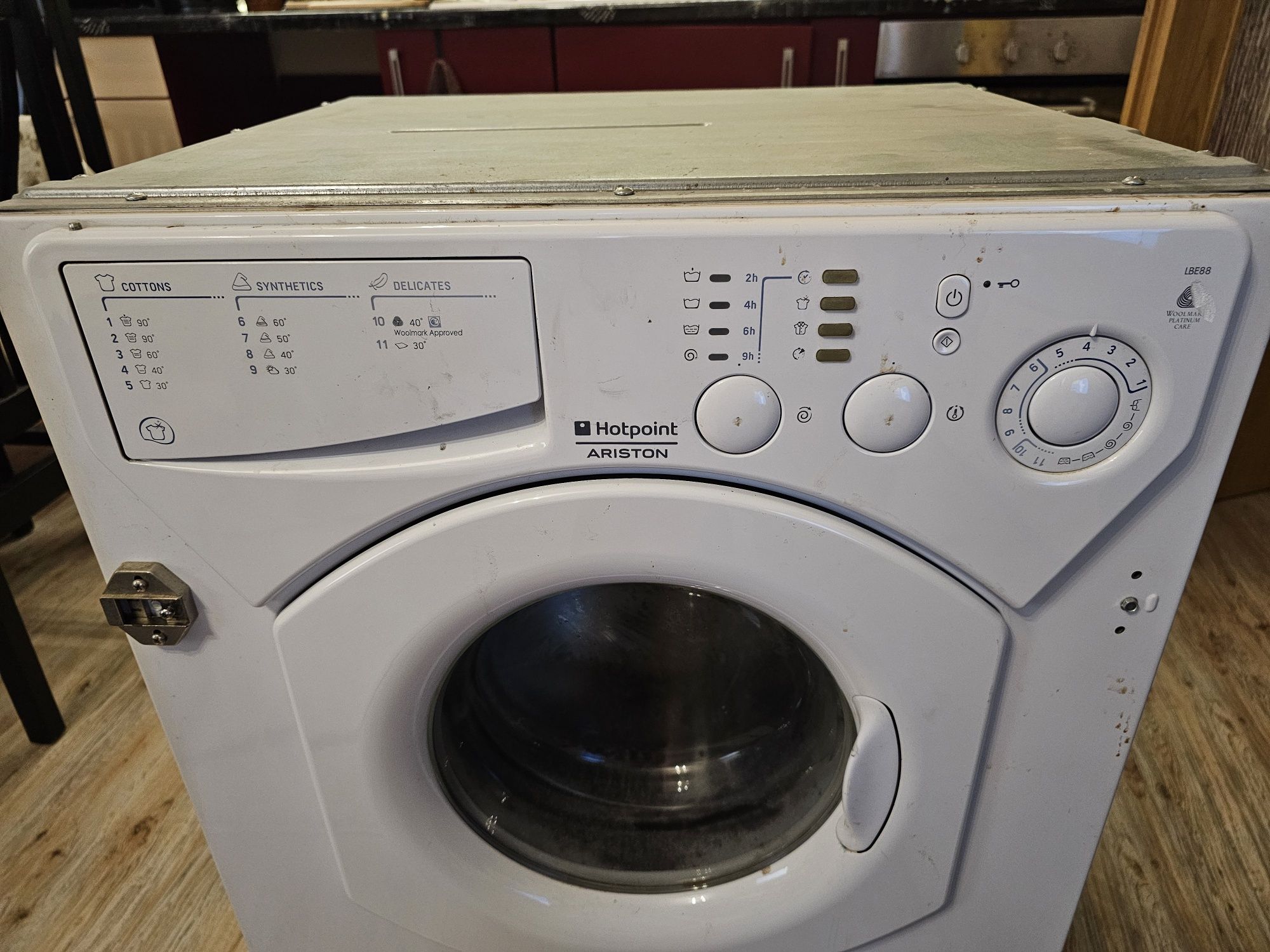 Hotpoint Ariston LBE88 пералня за вграждане