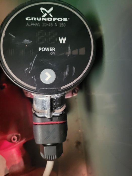 Pompe recirculare pentru centrale pe lemne