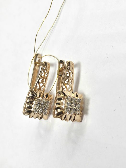 Золотые серьги 585