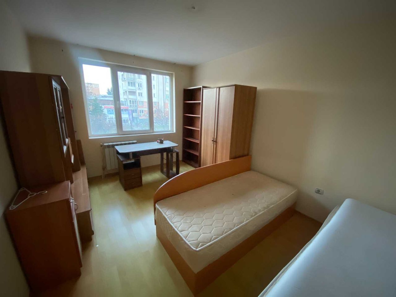 Дава се под наем Тристаен апартамент в София, Дианабад - 102 кв.м за 612 € - Снимка #2