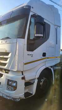 Dezmembrez iveco stralis E5