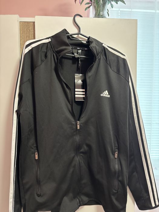 Черен комплект.