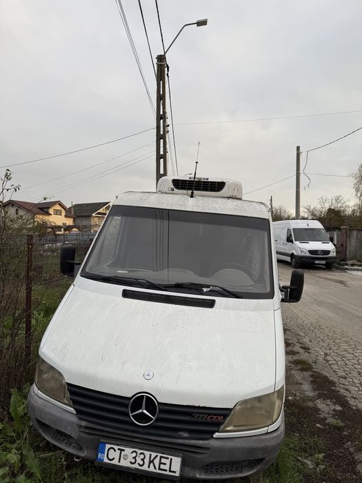 Mercedes sprinter/ ford focus 2