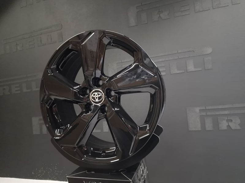18цола Toyota,Тойота 5x114.3