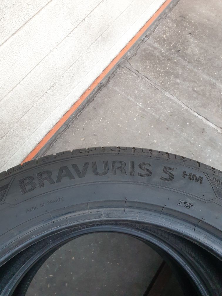 Летни гуми 2 броя BARUM Bravuris5 HM 235 50 R18 дот 4920
