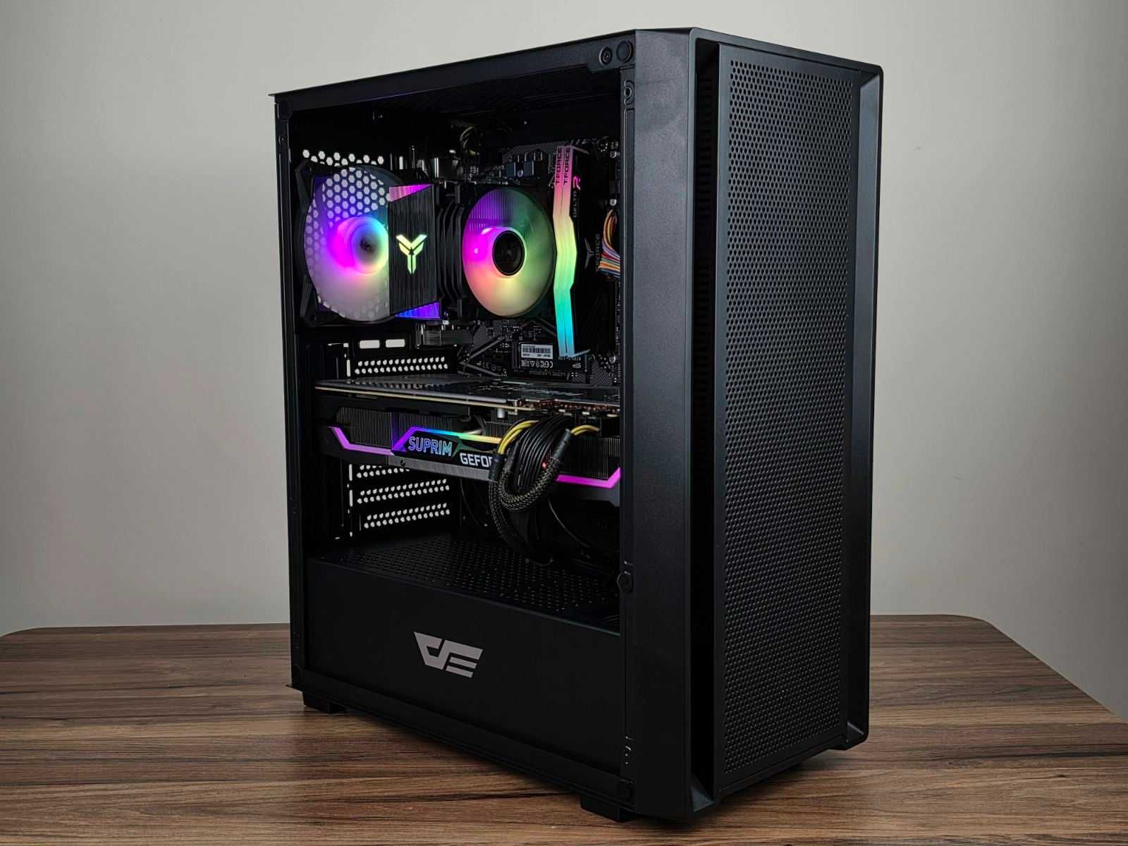 Нов / Гаранция  (RTX 3080 / Ryzen 5700X)  Геймърски