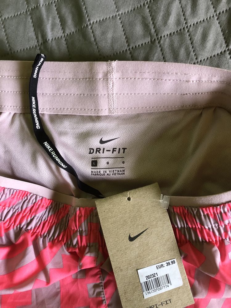 Дамски шорти Nike free running