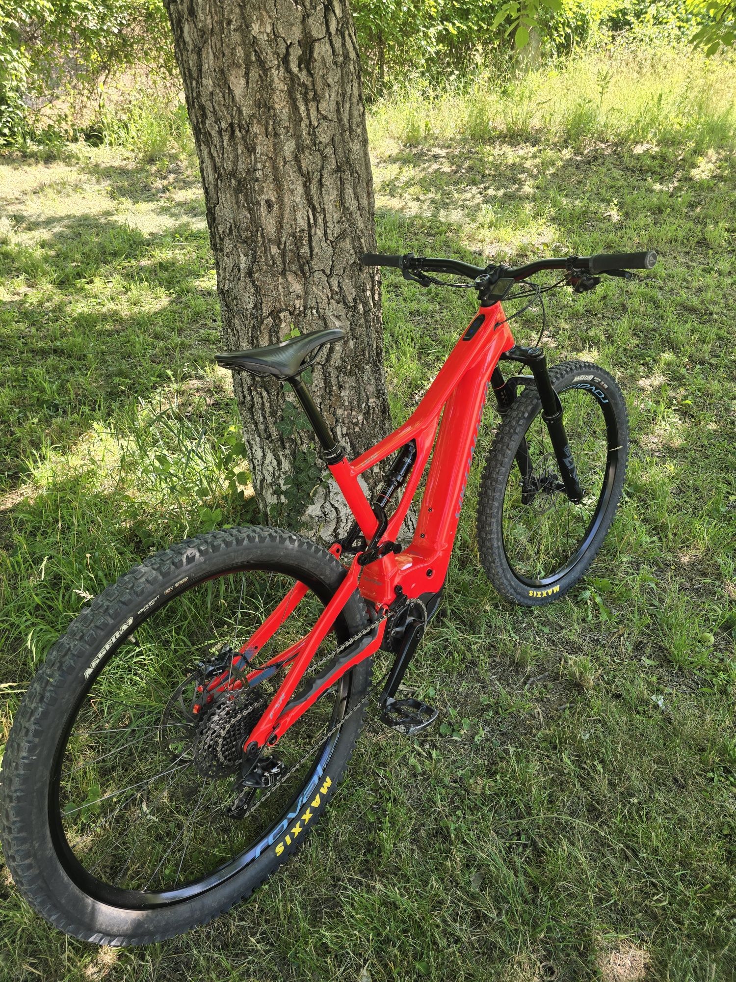 Specialized turbo levo 29 цола електрически велосипед