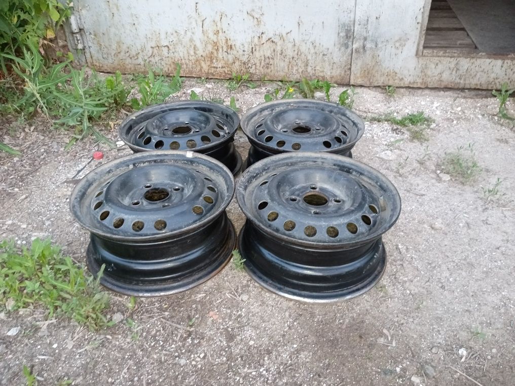 4*100 железные диски R13