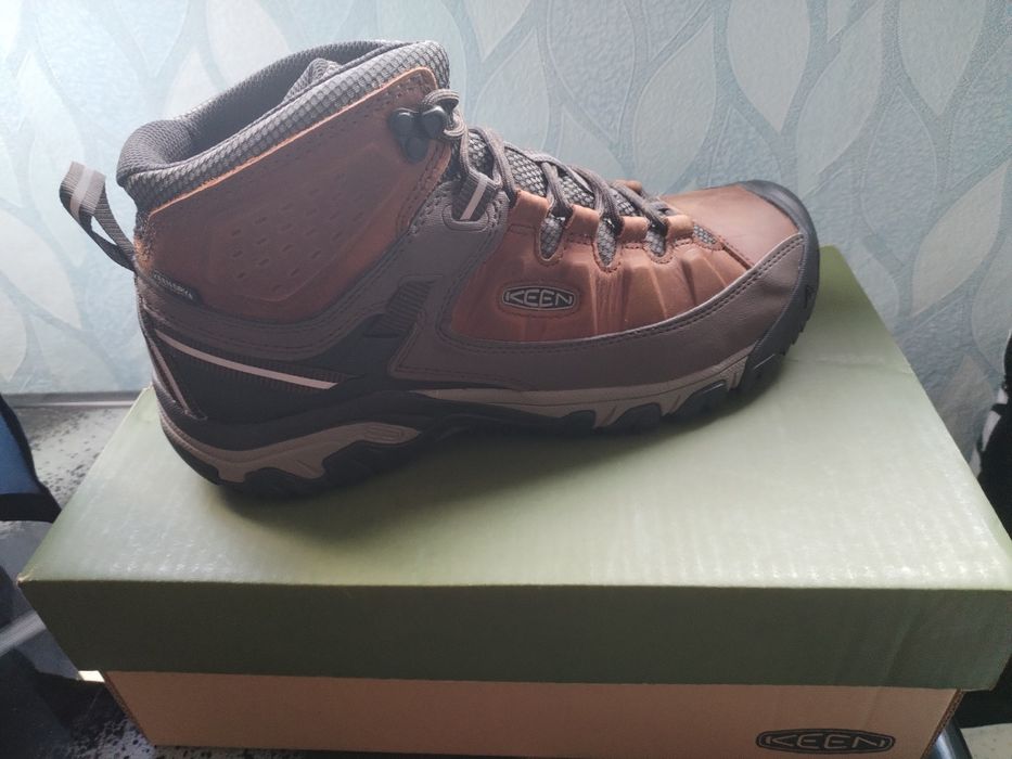 KEEN Targhee 3 Mid Wp boots 42.,44.5,45 ном.