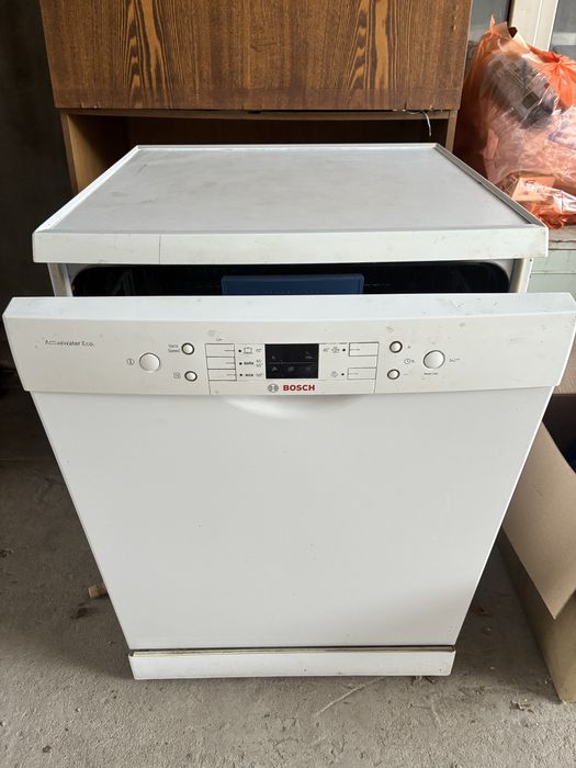Посудомоечная машина Bosch (на запчасти)