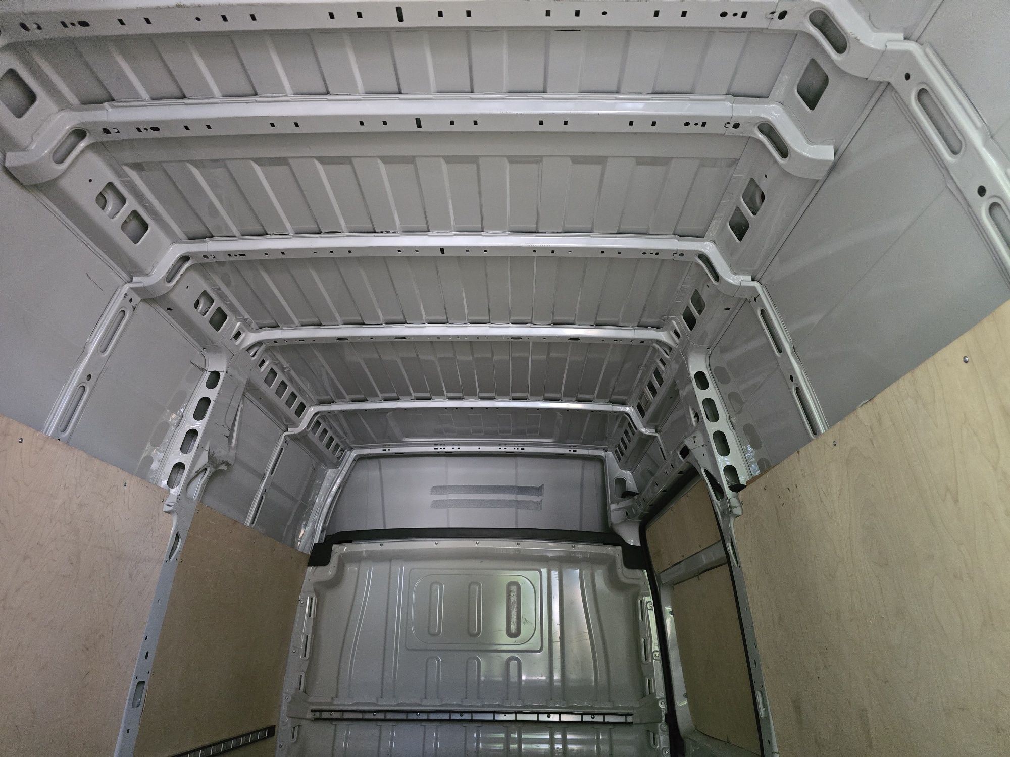 Продавам Opel Movano