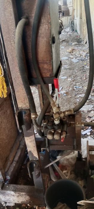 Продается пресс станок для пластика