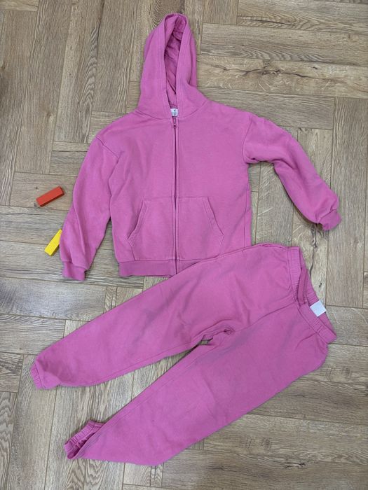 Костюм для девочки 134-140