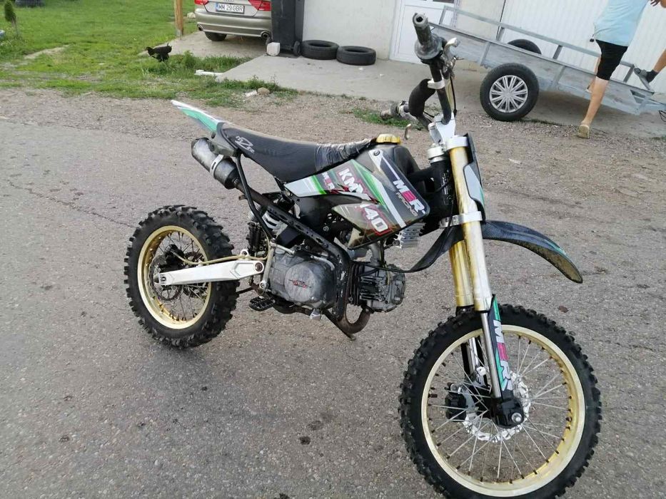 Vând cross KTM 140cc