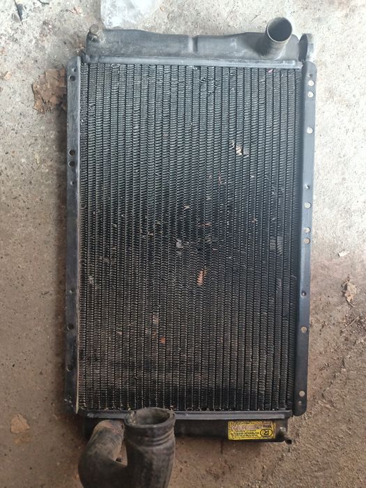Radiator apa cupru Dacia 1310 in stare foarte buna