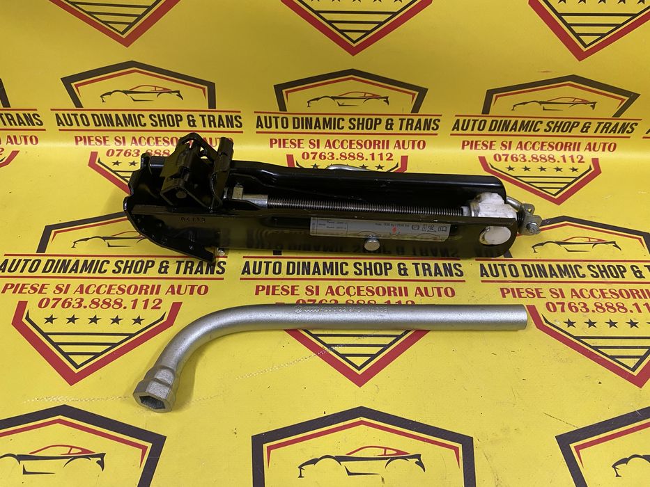 Cric auto original Skoda Superb 2 B6 Vw Passat B6 B7 3C0011031