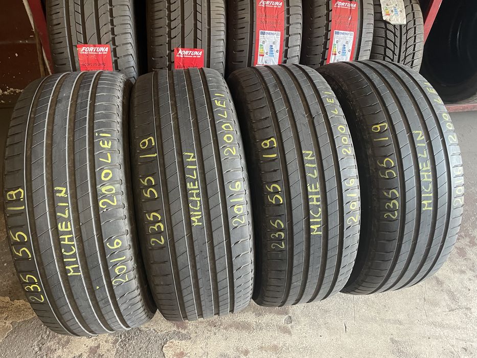 235/55/19 vara Michelin