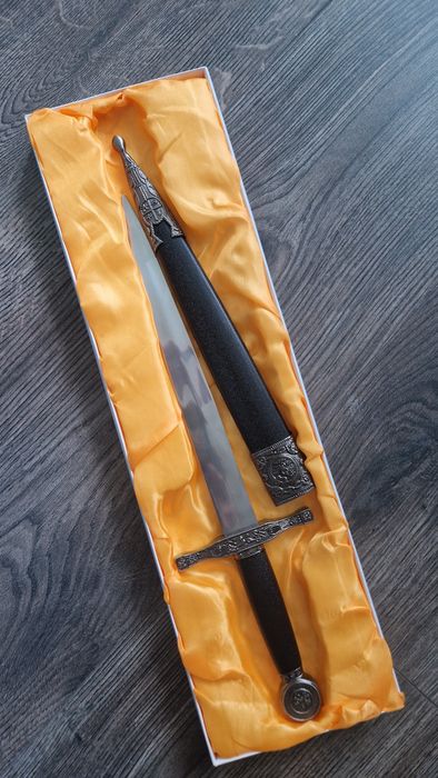 Pumnal medieval cu lamă de 24cm