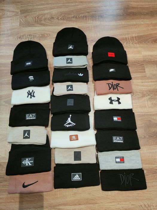 Căciulă Nike Căciulă Jordan Caciula Adidas Caciula Hugo Căciulă CK