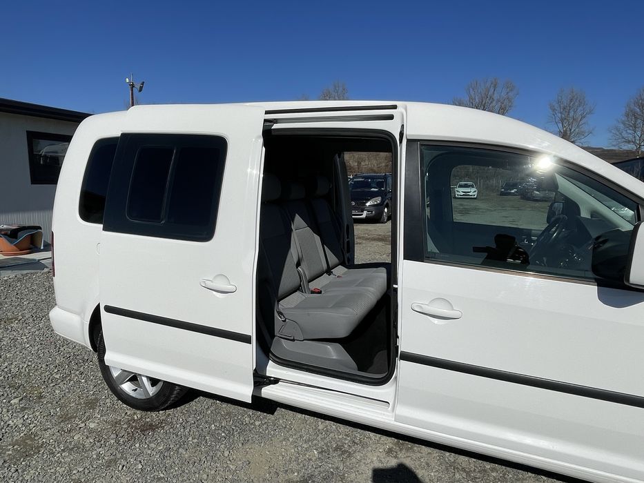 VW Caddy MAXI 2.0 tdi 7 locuri