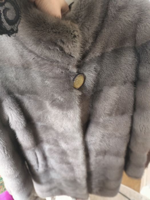 Продам норковую шубу