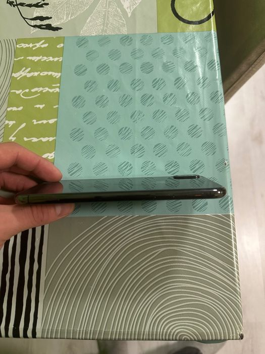 Iphone XS MAX черен 64GB