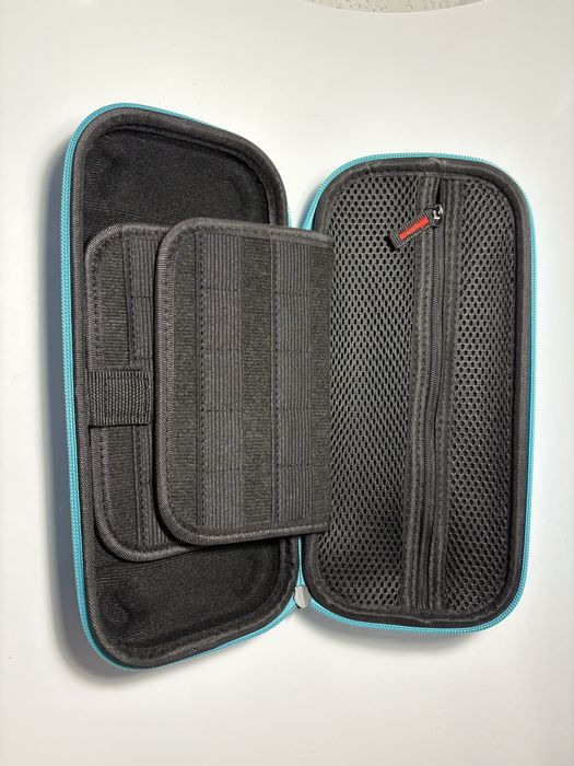 Husa Nintendo Switch Profesională