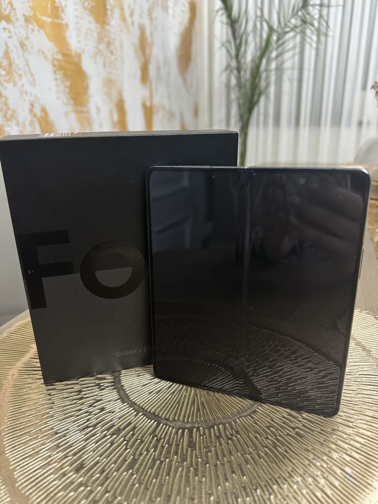 Samsung Galaxy Z Fold4 & casti Galaxy Buds Pro