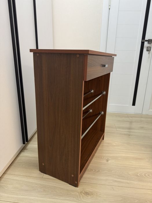 Продается полка для обуви отличное состояние