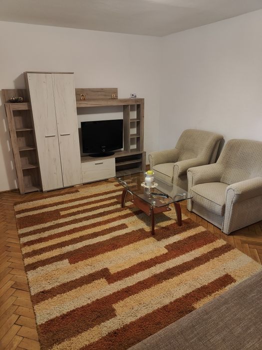 Inchiriez apartament cu o camera cartier Micalaca