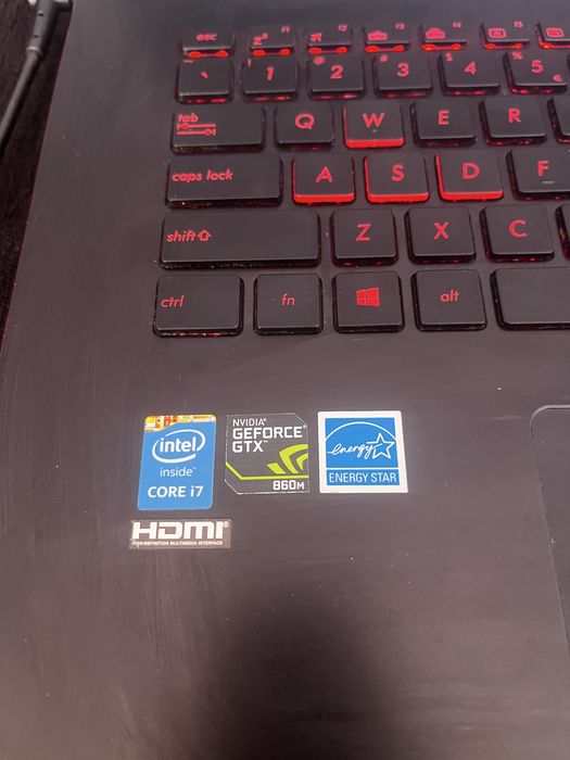 Laptop Asus gaming rog i7