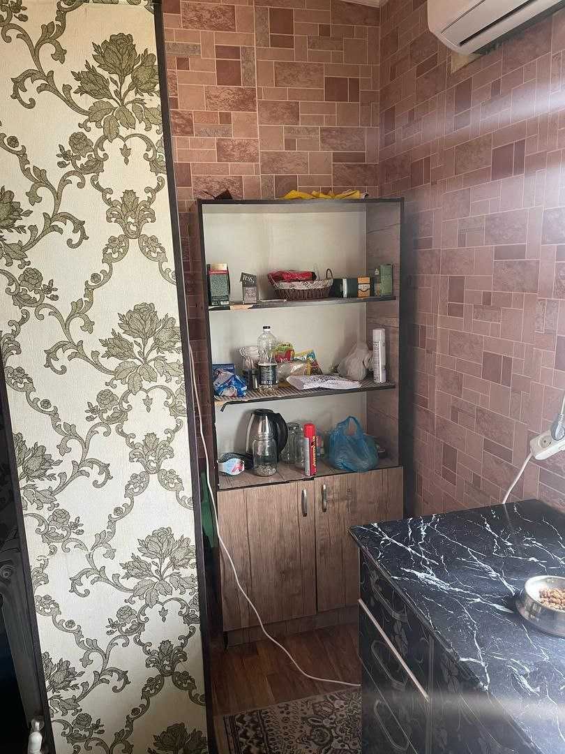 Юнусабад-2 к-л Продается Своя Квартира 1в2-4-4