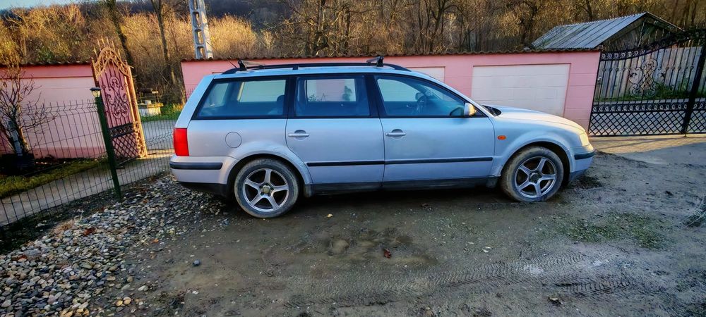 Vând volswagen pasat 16.