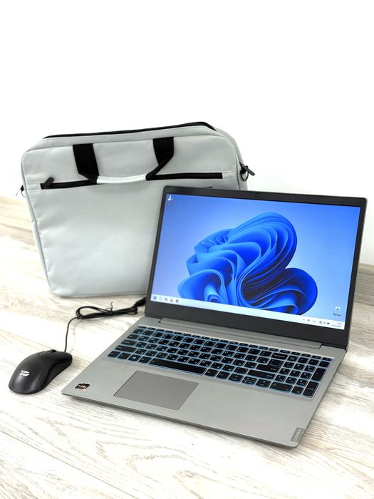 Продам игровой ноутбук в полном комплекте в отличном состоянии