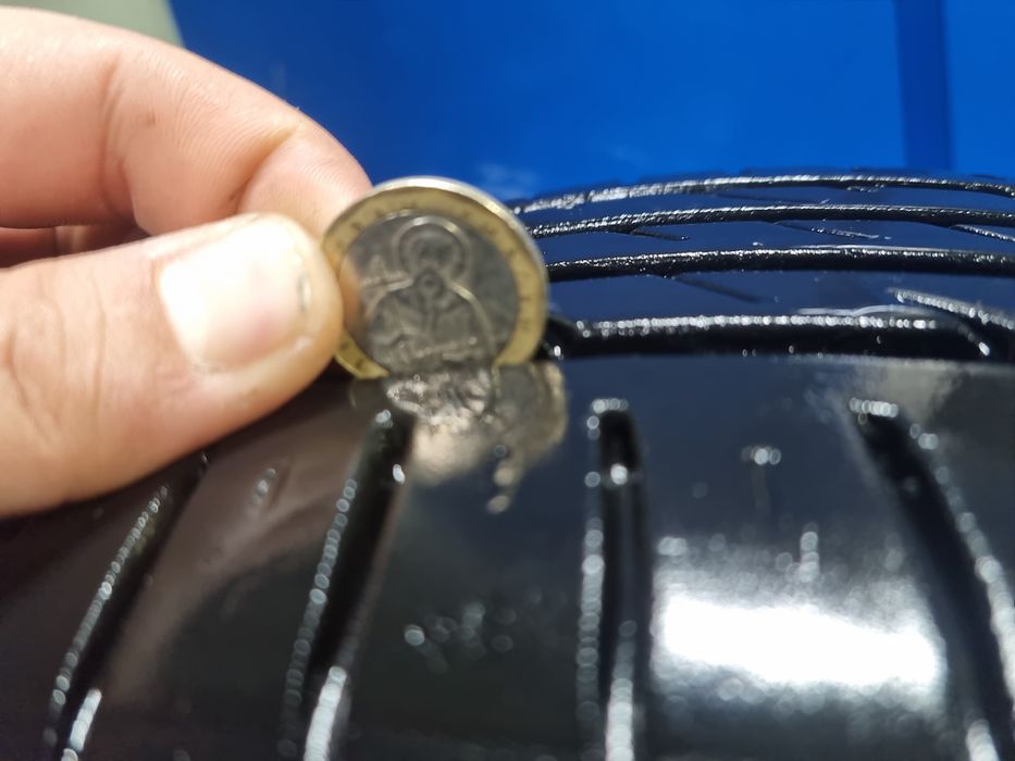 Гуми и джанти оригинални VW 15"