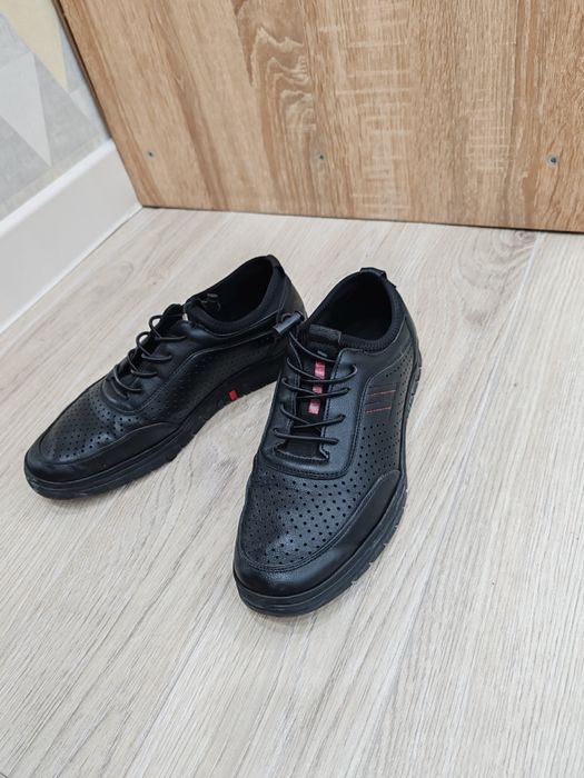 Ботинки на мальчика 37р