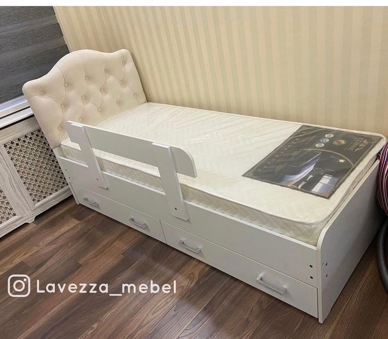 Продаю кровать односпалку