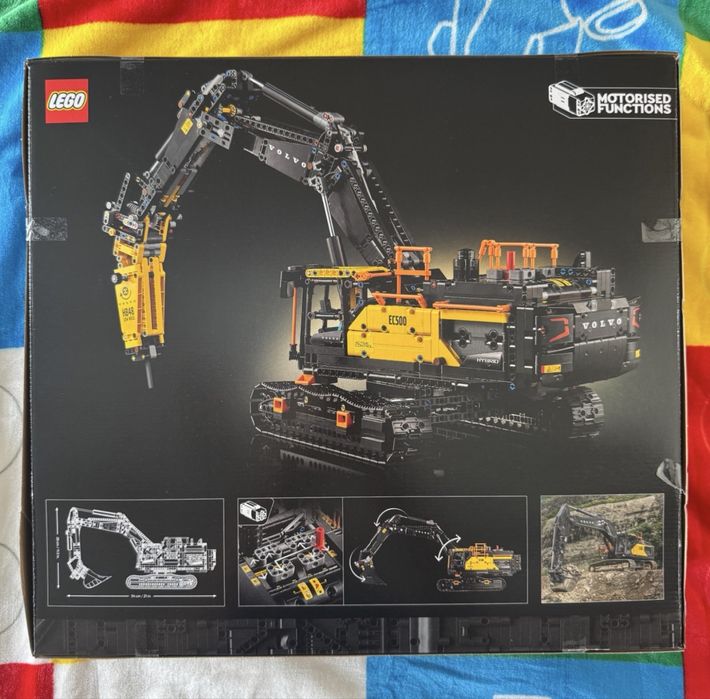 LEGO Technic Volvo EC500 Hybrid - Неразпечатан