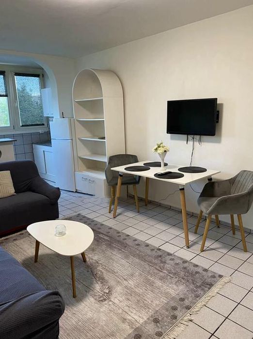 Дава се под наем Тристаен апартамент в София, Слатина - 70 кв.м за 550 € - Снимка #2