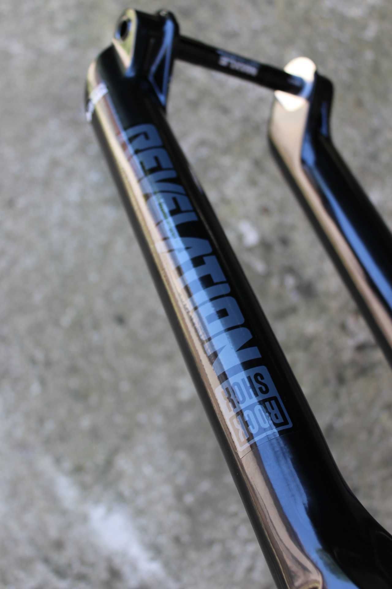 RockShox Revelation RC29" DebonAir 150mm Tapered Boost furca suspensie